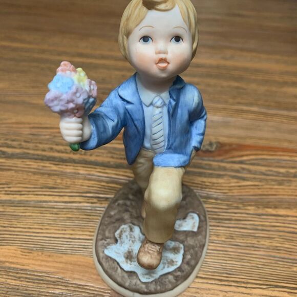Lenox Boy Figurine Monday’s Child with Blue Jacket and Pastel Bouquet - Picture 2 of 13